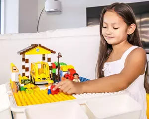 Product photographer for Amazon web store